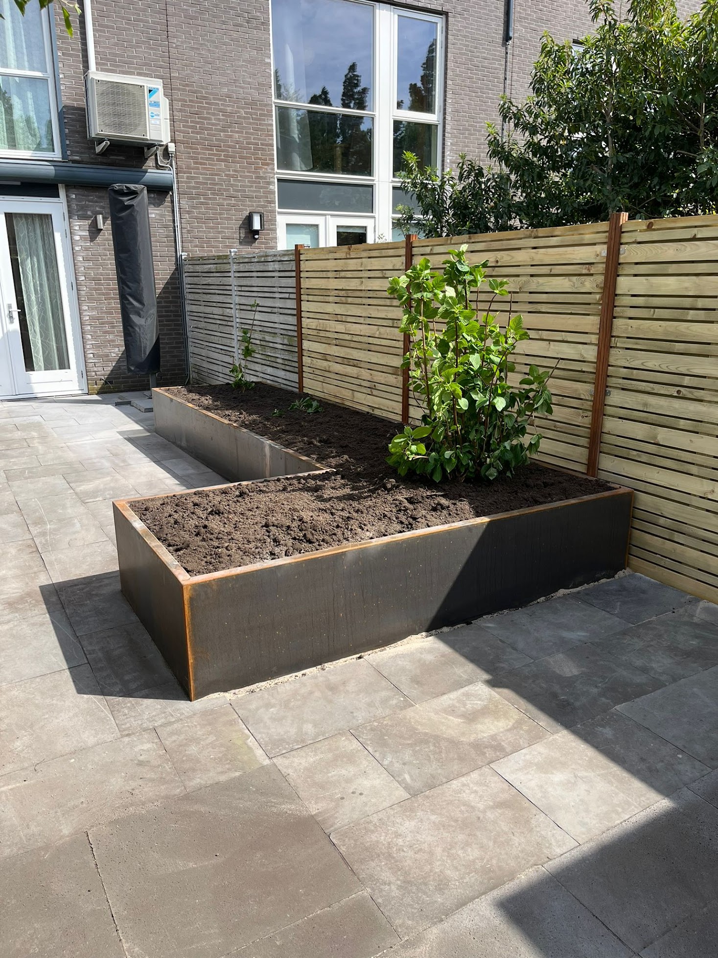 Cortenstaal plantenbak in Vleuten